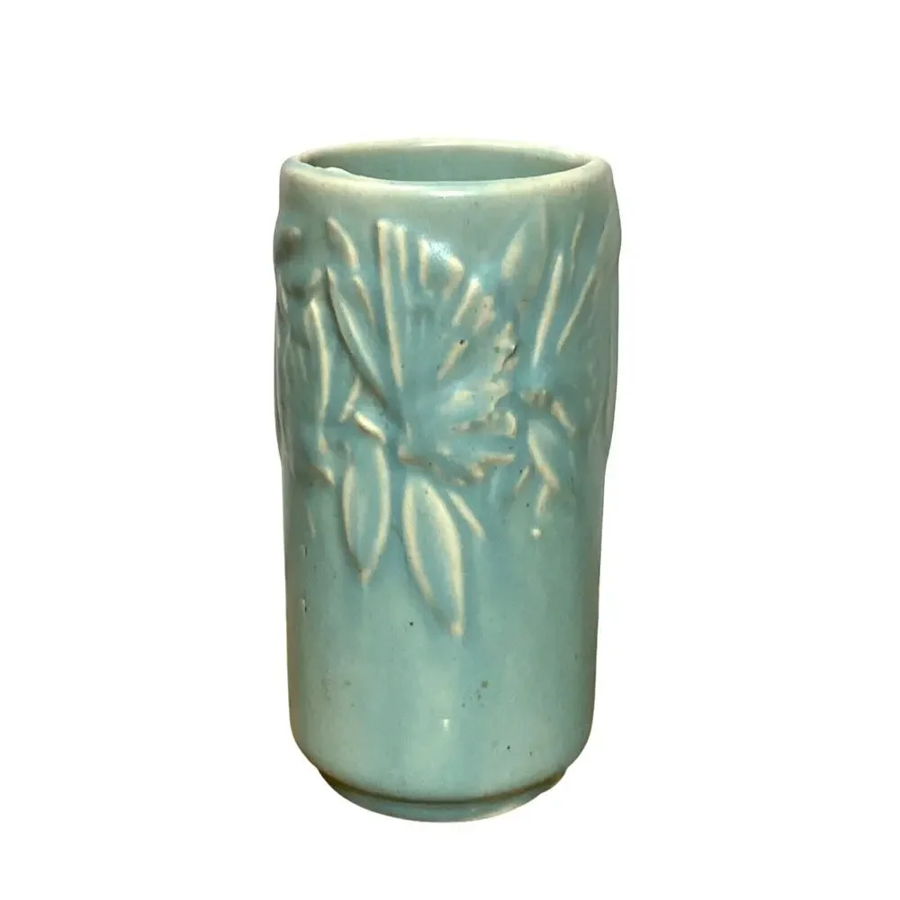 Vintage 1942 Nelson McCoy Blue Butterfly Vase 6
